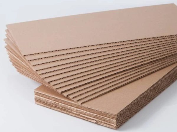 Влияние структуры слоёв на прочность и долговечность листового гофрокартона