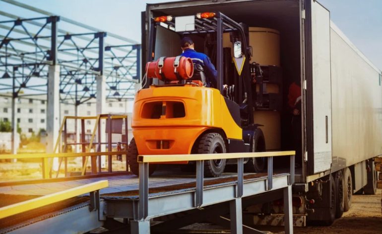 7 способов снизить издержки на транспортировку грузов внутри компании