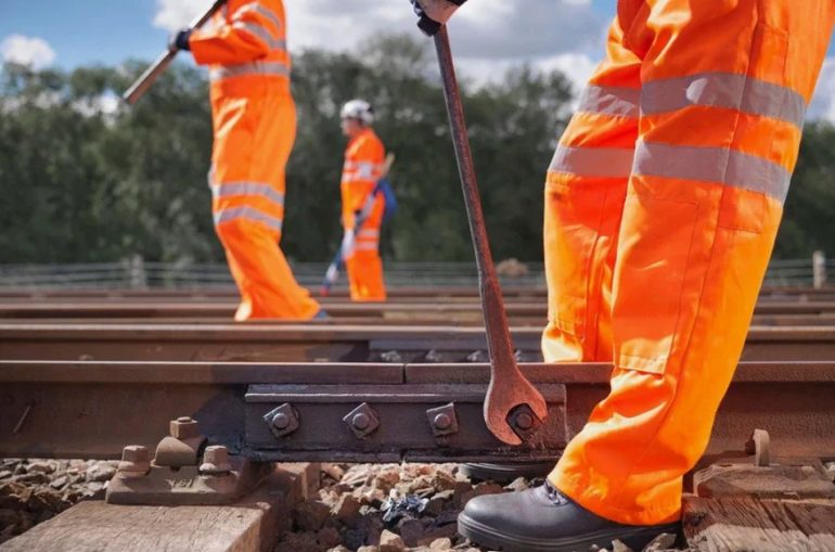 Высокооплачиваемые вакансии на железной дороге: топ профессий с ростом зарплат