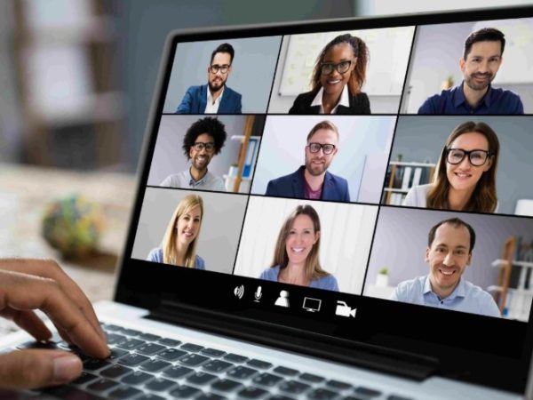 Анализ ведущих российских сервисов для видеоконференций в 2026 году